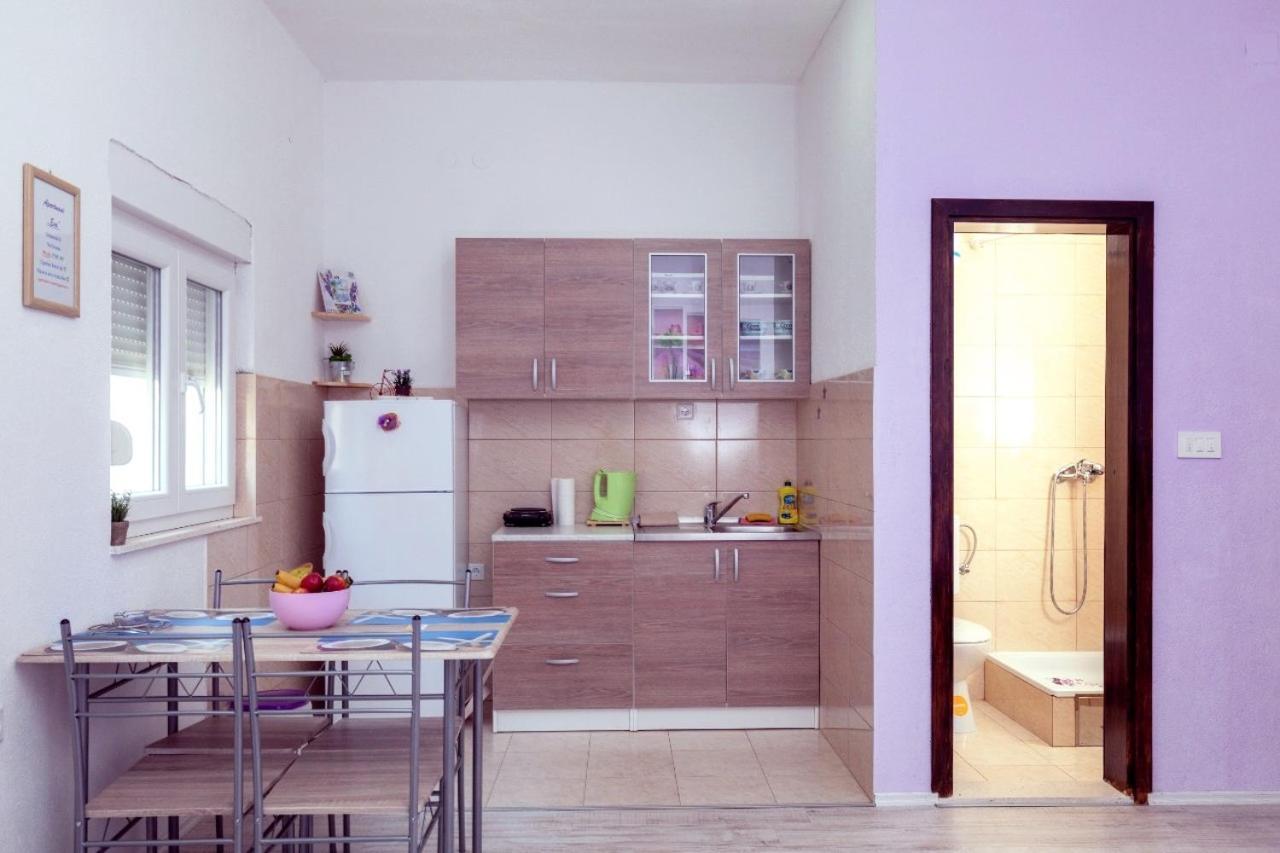 Cozy Apartment Close To Dubrovnik Неум Екстериор снимка