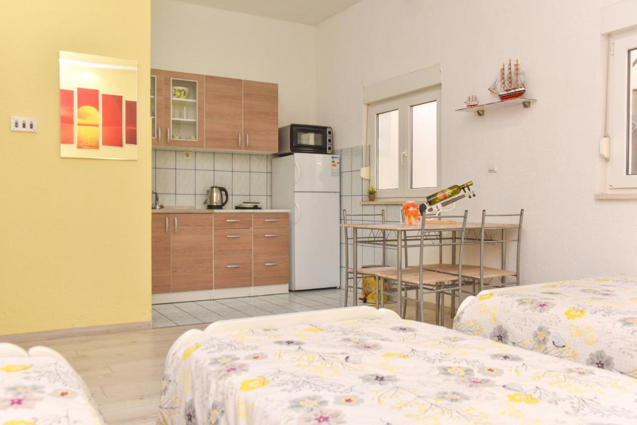 Cozy Apartment Close To Dubrovnik Неум Екстериор снимка