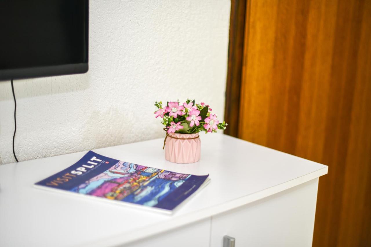 Cozy Apartment Close To Dubrovnik Неум Екстериор снимка