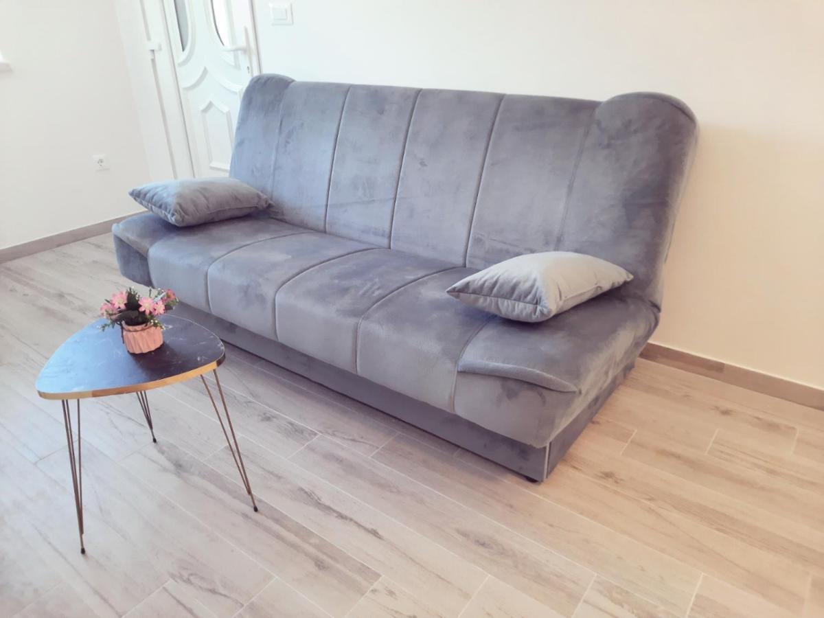 Cozy Apartment Close To Dubrovnik Неум Екстериор снимка