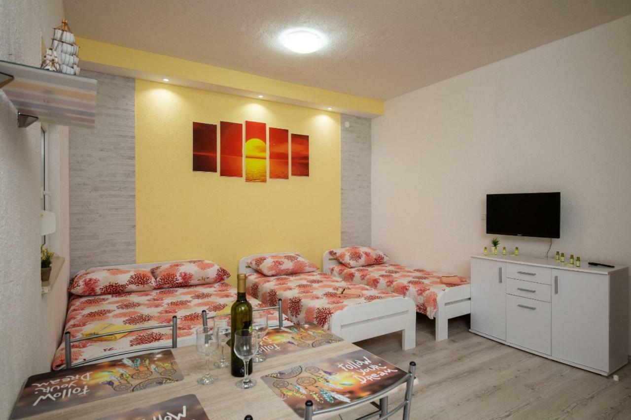 Cozy Apartment Close To Dubrovnik Неум Екстериор снимка